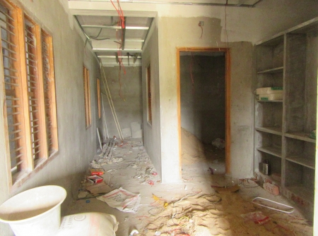 3) Li Id : 115 - Hall.JPG